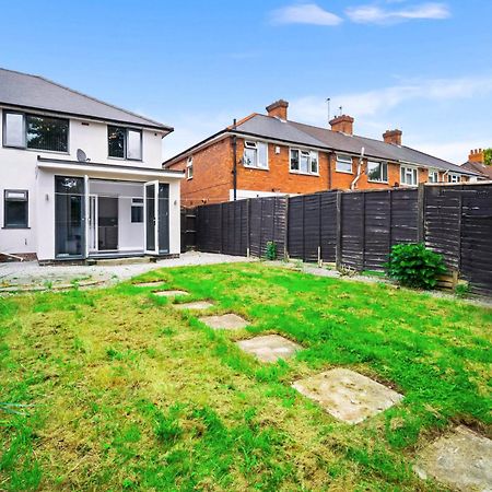 Stylish 3 Bedroom Home Away From Home バーミンガム エクステリア 写真